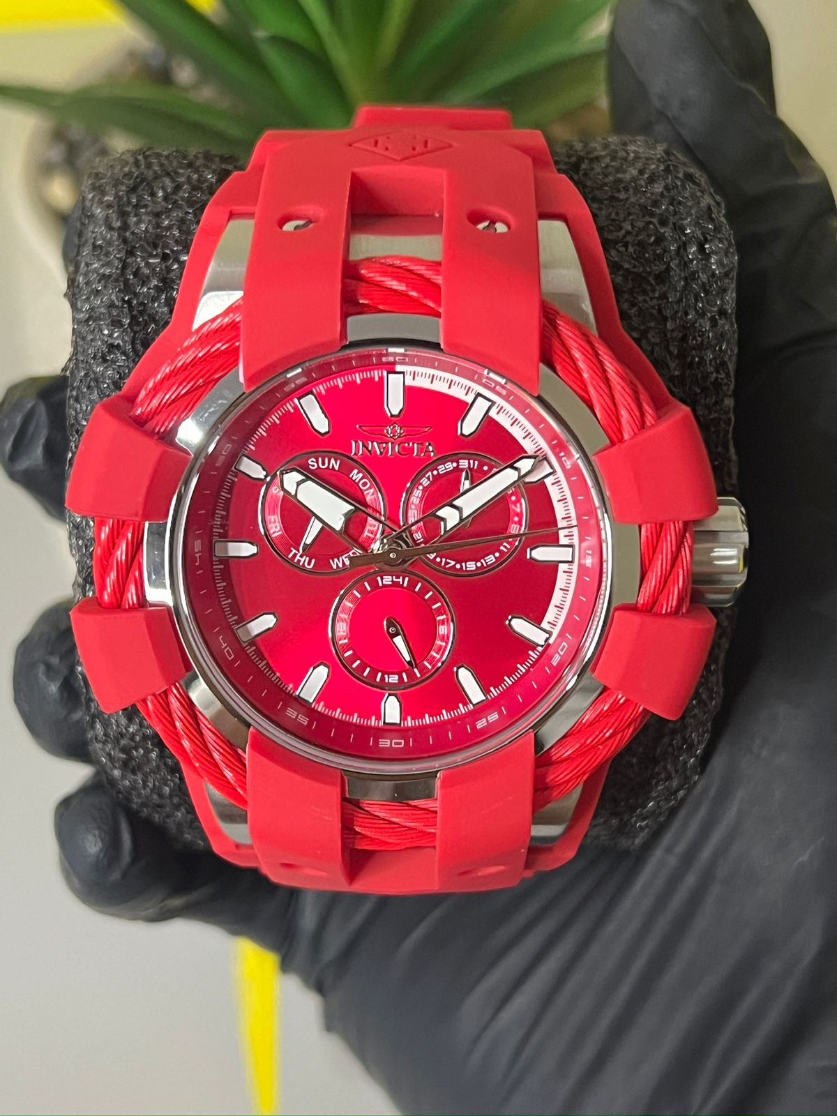 RELOJ INVICTA BOLT SHOCK 47839 - rojo